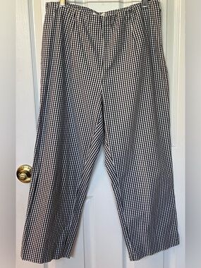 Coldwater Creek Women's Sz 10 Black/White Check Capri's